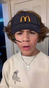 Kirby Carter's Instagram, Twitter & Facebook