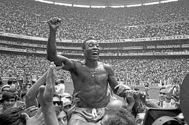 Maybe you would like to learn more about one of these? Pele Lang Lebt Der Konig Fussball Derstandard De Sport