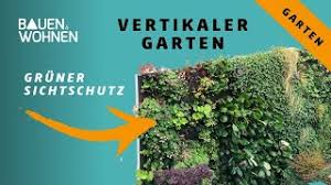 Diese 7 schützen vor neugierigen blicken statt zaun oder mauer eignen sich auch kletterpflanzen als sichtschutz im garten. Vertikaler Garten Gruner Sichtschutz Und Schoner Garten Youtube