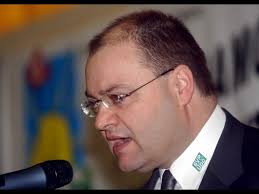 Roger Etter non può lavorare come assicuratore