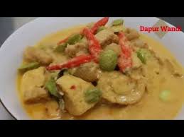 Tahu goreng, deep fried tofu prepared with some condiments, such as shrimp paste, sambal, fried shallots, mayonnaise or soy sauce. Resep Tahu Tempe Cecek Masak Santan Youtube