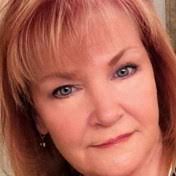 Joanne Mcnellis's Instagram, Twitter & Facebook