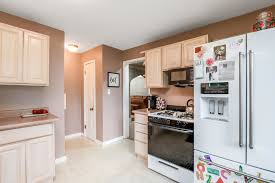 From concept to completion, we deliver quality custom renovations, from simple to extravagant, in a timeframe and budget that will. 6814 Burr Moving The Mitten