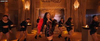 Những cô nàng song tử có tính hiếu học vô cùng cao, họ luôn chăm chỉ tìm tòi, khám phá những kiến thức mới do đó họ tích lũy được rất nhiều. Lá»™ Táº¡o Hinh Sexy Na Thá»Ÿ Cá»§a Chi Pu á»Ÿ Thien Tháº§n Há»™ Má»‡nh TÆ°á»Ÿng Lam Kumanthong Hoa Ra Hat Nháº¡c Phim