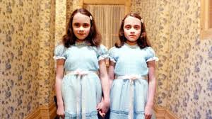 My final impression is that the shining 4k is a fansploitation product developed for the express purpose of selling you the white album all over again. The Shining So Sehen Die Gruseligen Zwillinge Heute Aus Video Stern De