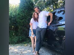 Mad lib theater with julianne moore | the tonight show starring jimmy fallon. There S No One I D Rather Be With Every Day Julianne Moore Wishes Husband On 17th Anniversary Entertainment