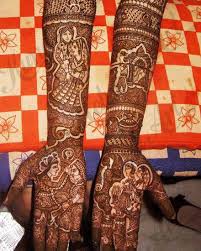 15 Stunning Dulha Dulhan Mehndi Designs If You Love Intricate Motifs Life N Lesson In 2020 Bridal Mehndi Designs Mehndi Designs Dulhan Mehndi Designs