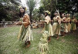 Surat khabar gunting tali selotep. Traditional Dance Assiraj