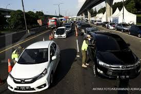 Pemerintah resmi melarang mudik lebaran 2021 ini. Cara Dapat Surat Izin Perjalanan Atau Sikm Saat Larangan Mudik Lebaran 2021