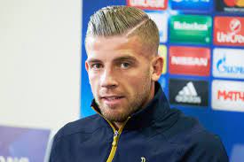 In this tutorial we show you how to get a toby alderweireld inspired hairstyle. Toby Alderweireld Hairstyle Tottenham Defender Toby Alderweireld Dismisses Upwoaso Hair Styles Tottenham Hair Styles Hairstyle