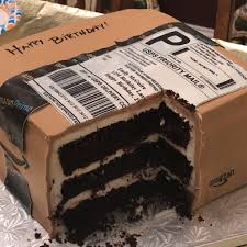 After all, your wife is someone you should know inside out, right? Husband Gives Wife Amazon Box Cake For Her Birthday Popsugar Family
