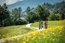 In der sommerzeit lockt uns das wetter häufig für sportliche aktivitäten vor die tür und in die höhe. Radtour Tauernradweg Von Krimml Nach Passau Biken Nationalpark Hohe Tauern
