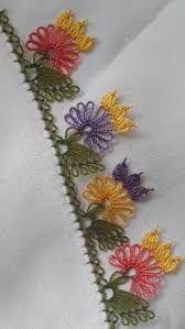 Cok Begeneceginiz 37 Farkli Cicekli Igne Oyasi Modelleri In 2020 Floral Embroidery Patterns Hand Embroidery Designs Yarn Flowers