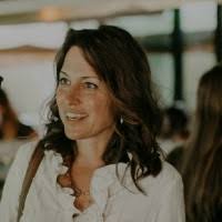 200+ perfiles de «Amacker»