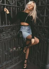 However, it can sometimes be hard to style grunge aesthetic fashion. 22 Awesome Outfits With Fishnet Tights For Early Fall Styleoholic