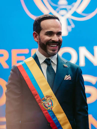 OrgulloSergista El doctor Abelardo Gabriel de la Espriella Otero, Egresado  de esta Alma Mater, se posiciona como el 43.º Presidente de la República de  Colombia. Esta casa de estudios se enorgullece por