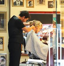 Sondakika.com 14 mayıs 2020 perşembe Loris Karius Saclarini Kestirdi