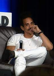 Jorge iván villalobos seañez (born 19 july 1978) is a mexican politician and lawyer affiliated with the pan. Ray Santiago Wikipedia