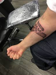 Pin De Oguz Kaan Kurt En Tattoos Tatuar