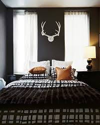 Take a peek at 40 of our favorite bedroom wallpaper ideas by top interior designers, from romantic floral patterns to graphic stripes and natural textures. Modern Wallpaper For Mens Bedroom Novocom Top