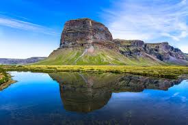 In spite of its short length, this river has a bad reputation. Mountain Lomagnupur 767 M On Skeidararsandur South Coast Iceland Mapio Net