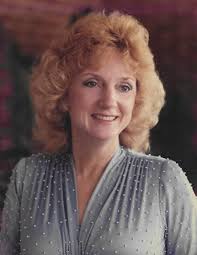 Donna Hillard's Instagram, Twitter & Facebook