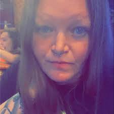 Who is a good female tattoo artist in the Boiling Springs area?