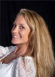 Ashley Crandall's Instagram, Twitter & Facebook