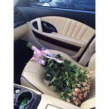 Ну а если вдруг ваша фантазия исчерпала себя. Buket Cvetov V Mashine Devushka S Avtomobilem Cvety Instagram