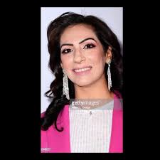 Posted @withregram • @vineesha Thank you @voyageaustin 🖤 A girl can do  good things with a team like this. Gratitude, Team BM for helping me pass  this challenge @between_mountains_movie 🎥 @amitsarinofficial @aveerjsarin @