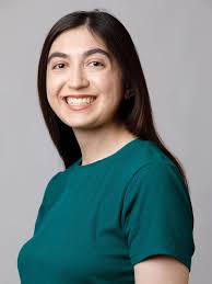 ✨New Headshots✨ So excited to have some new and updated headshots! I got to  work with @gavin.peters.photo who was amazing to work with and gave me the  kind of shots I needed.