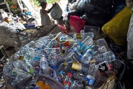 Gambar pembuangan sisa domestik di kawasan perumahan. Lima Negara Asia Buang Paling Banyak Sisa Plastik Di Dunia Berita Dunia Beritaharian Sg