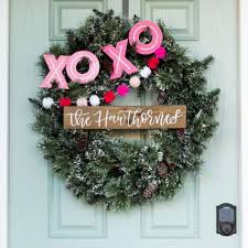 The history of the christmas wreath. 5 Simple Ways To Decorate Your Front Door For Valentine S Day