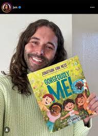 Sophie Erb's Instagram, Twitter & Facebook