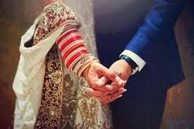 Bride Groom Hold Hands Indian Wedding Photography Marriage Problems Desi Wedding