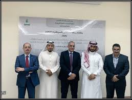 جامعة الحدود الشمالية، جامعة سعودية، أسسها خادم الحرمين الشريفين الملك عبد الله بن عبدالعزيز أثناء زيارته التاريخية لمنطقة الحدود الشمالية عام 1428هـ ـ 2007م حيث ضُمت إليها كلية العلوم في عرعر التي كانت تابعة لجامعة. ÙƒÙ„ÙŠØ© Ø§Ù„Ø¯Ø±Ø§Ø³Ø§Øª Ø§Ù„Ø¹Ù„ÙŠØ§ Ø§Ù„ØªØ±Ø¨ÙˆÙŠØ© Ù…Ù†Ø§Ù‚Ø´Ø© Ø£ÙˆÙ„ Ø±Ø³Ø§Ù„Ø© Ù…Ø§Ø¬Ø³ØªÙŠØ± Ø¨ÙƒÙ„ÙŠØ© Ø§Ù„Ø¯Ø±Ø§Ø³Ø§Øª Ø§Ù„Ø¹Ù„ÙŠØ§ Ø§Ù„ØªØ±Ø¨ÙˆÙŠØ©