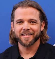 What messages to respond to in DMs?