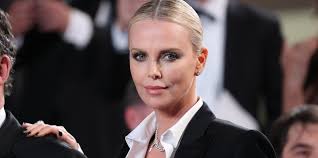Charlize Theron: I experimented with women | PinkNews
