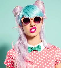 Henna is a great conditioner for your hair. 7 Side Effects Of Hair Dyeing