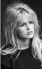 Dieser haarschnitt ist 2017 trend. Beach Waves Streethair Korper Mode Asthetik