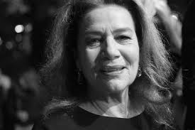 April 2019 in münchen) war eine deutsche schauspielerin, synchronsprecherin und autorin. Hannelore Elsner Sohn Dominik Elstner Uber Die Letzten Geheimnisse Seiner Mutter Brigitte De