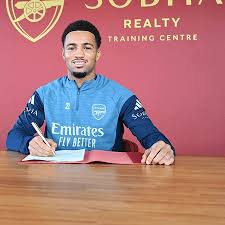 Arsenal.com - News update