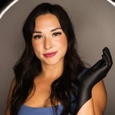 𝕵𝖎𝖑𝖑𝖎𝖆𝖓 𝖈𝖍𝖊𝖗𝖗𝖞 (@thelashsweet) · Muskegon, MI