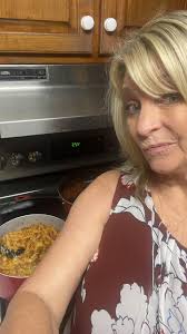 Spaghetti with ketchup and cheese recipe