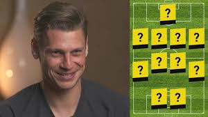 Lukasz piszczek war nur noch reservist. My Dream Team Lukasz Piszczek S Bvb Legends Line Up Youtube