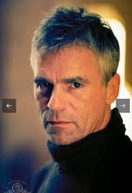 Happy New Year to everybody, im made few pictures to you all to use as new  years greeting pics i you want 🥰 ( as info to all AI picture haters, i