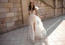 Gemstone heiress victoria swarovski, 23, marries property mogul in lavish italian wedding (and wears a £700k dress with a huge. Der Trend Israelische Brautmode Frieda Theres