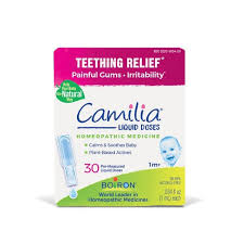 Varje bebisar kan använda sig av goda kramtid när de har det svårt med tandkörning. Camilia Boiron Teething Treatment 0 034 Fl Oz Target