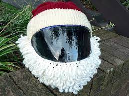 Santa Helmet By Salihan Via Flickr Crochet Hats Christmas Crochet Crochet