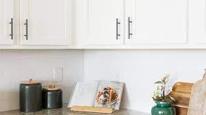 May 28, 2019 · as you try to find kitchen decor, you should keep in mind, small kitchen mistakes you should avoid. Kitchen Counter Decor Ideas You Ll Want To Try Out